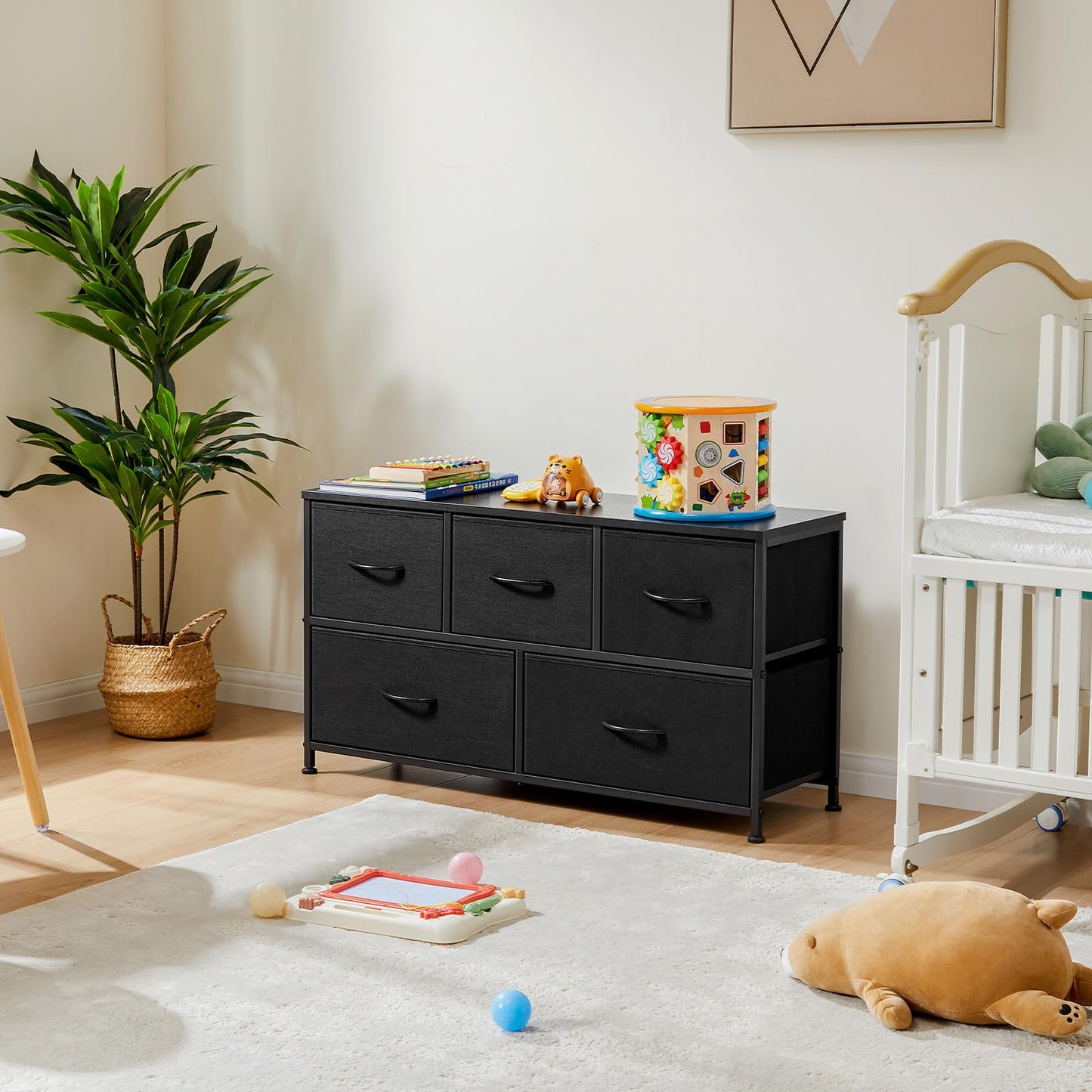 OLIXIS 5-Drawer Dresser, Black