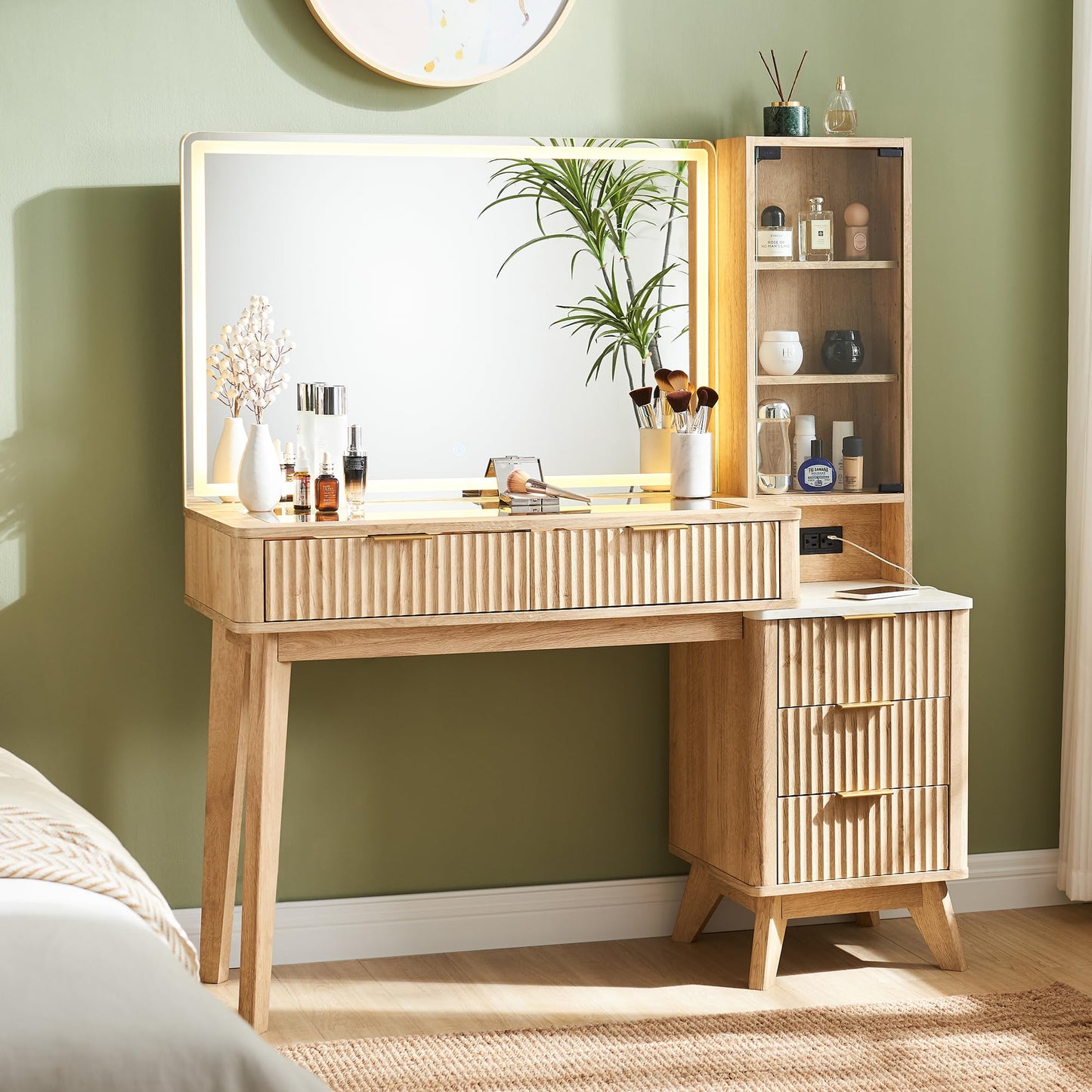 T4TREAM 48" Fluted Makeup Vanity Desk – Oak