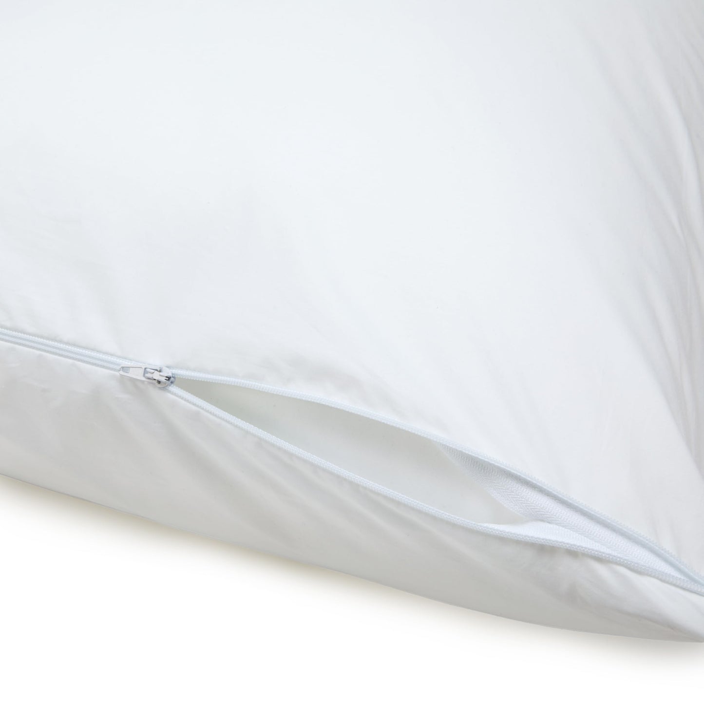 Amazon Basics Pillows 2-Pack
