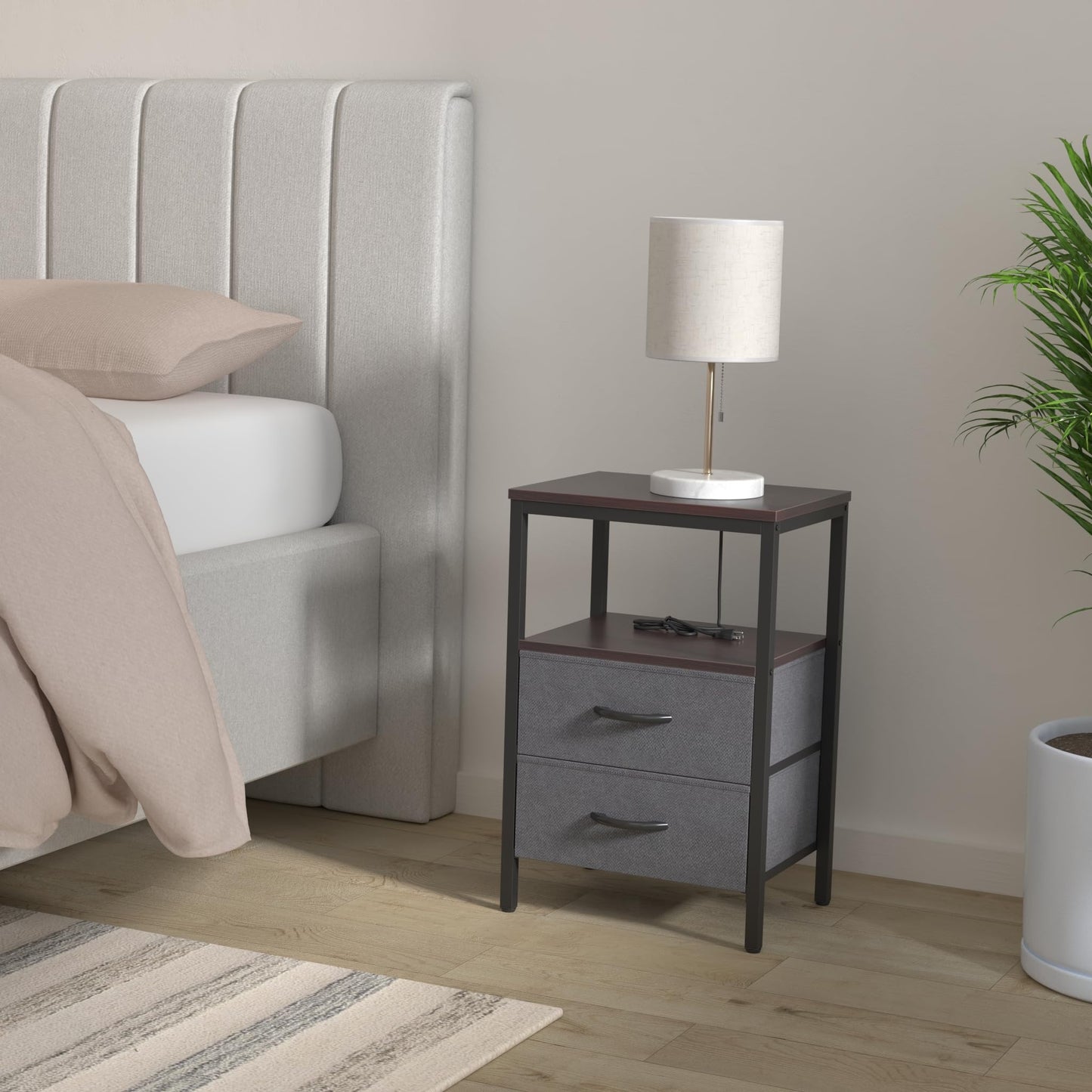 Huuger Nightstand – Rustic Brown/Black